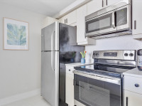 Amazing Sea Views Apartment. Sleeps 4 in Coconut Grove.