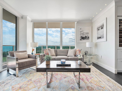 Best Bay View from Private Apartment in Arya, Miami. FREE Parking, Gym, WI-FI
