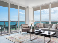 Great Views, Luxe Apartment. Free Pool and Park. Coconut Grove. Miami