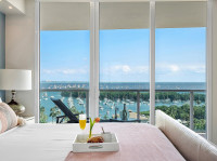Great Views, Luxe Apartment. Free Pool and Park. Coconut Grove. Miami