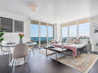 Great Views, Luxe Apartment. Free Pool and Park. Coconut Grove. Miami