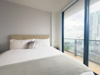 Luxe Miami Apartment, Great Views, Downtown Oasis with Premium Amenities