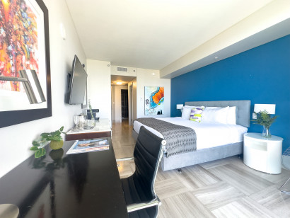 Double King Room, Sea View, FREE Parking, Pool, Gym, Wi-Fi