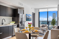 Luxe Miami Apartment, Great Views, Downtown Oasis with Premium Amenities