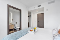 Luxe Miami Apartment, Great Views, Downtown Oasis with Premium Amenities