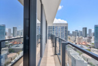 Luxe Miami Apartment, Great Views, Downtown Oasis with Premium Amenities