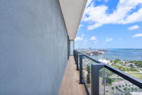 Luxe Miami Apartment, Great Views, Downtown Oasis with Premium Amenities