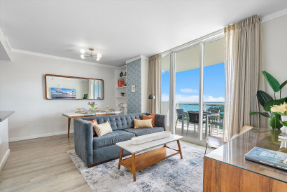 Front Ocean View, 2BR Apartment, Pool, Hot Tub, Free Parking, Arya, Miami