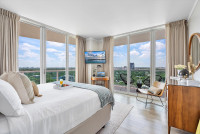 NEW Front Ocean View! Wrap-around Balcony. Free Pool, Park. Hotel Arya, Miami