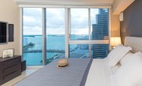 Front Ocean Views in Exquisite Corner Apartment. Brickell, Miami