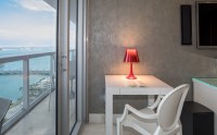 Front Ocean Views in Exquisite Corner Apartment. Brickell, Miami