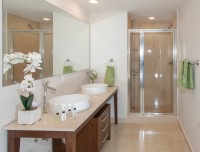 Stunning Sea and River Views from Corner Apartment at Icon Brickell Residences, Miami