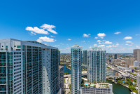 Brickell's Prime Location. Between River & Biscayne Bay. Gorgeous. Free SPA, WI-FI