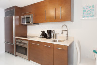 Private Modern Studio at Icon Residences, Brickell, Miami, Free Luxury Amenities, Smart TV, High-Speed internet