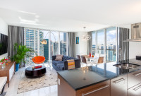 45 Floor, Great River & Sea View From Corner Condo Above Icon Residences, Brickell, Miami