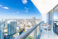 Newly Redesigned Apartment, 46th floor. Free Pool, SPA, Wi-Fi, Saunas. Brickell, Miami