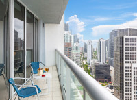 Upscale Apartment at the Best Place in Miami. Icon Brickell. Free SPA, Gym, Saunas, WI-FI