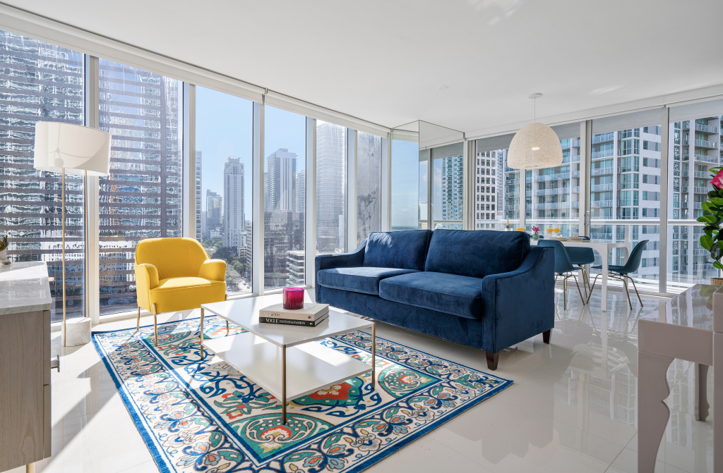 Frontal Ocean Views. Newly refurbished Apartment, Icon Residences, Brickell, Miami