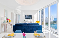 Frontal Ocean Views. Newly refurbished Apartment, Icon Residences, Brickell, Miami