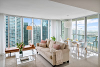 NEW!! High Floor, Miami River and Bay view. Icon Brickell Residences