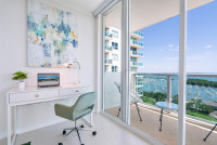 Stunning Views! Wrap-around Balcony. Free Pool, Park. Look at pictures! Hotel Arya, Miami