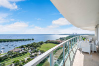 Remodeled Dec 2021, 2 BDRM Apart in Coconut Grove. Stunning Bay Views. FREE Parking, Gym, WI-FI