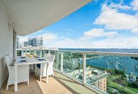 Remodeled Dec 2021, 2 BDRM Apart in Coconut Grove. Stunning Bay Views. FREE Parking, Gym, WI-FI