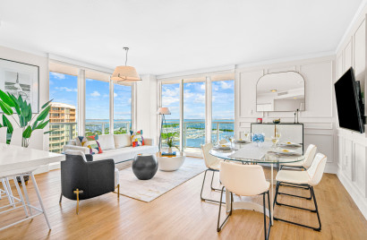 Fully Remodeled Nov 2021. Elegant Design, Full Ocean Views, Wrap-around Balcony, Free Parking.