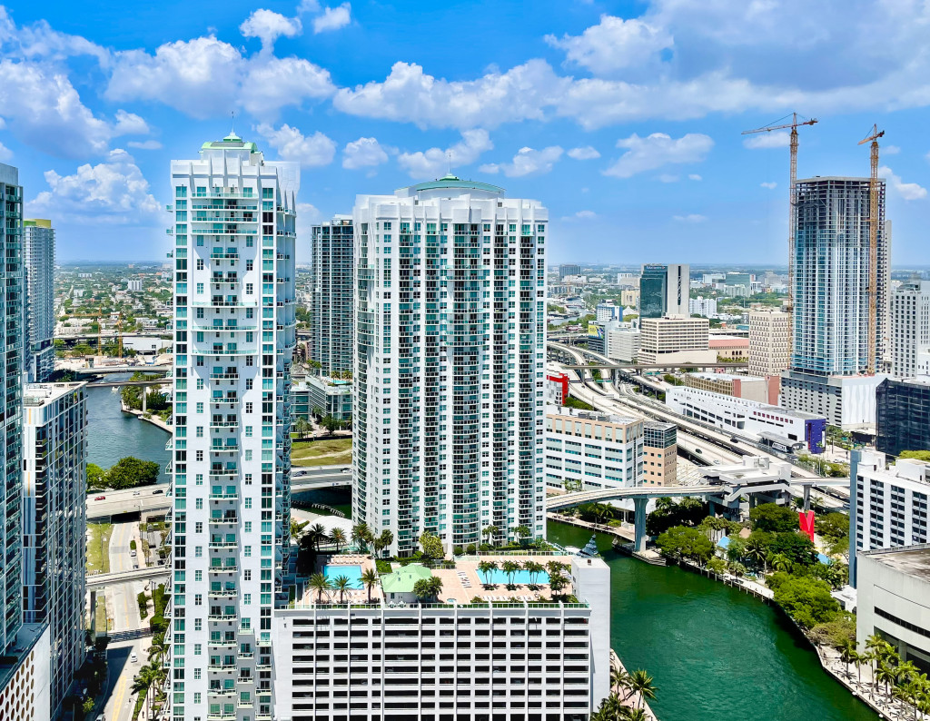 River & City Views, Design, Wi-Fi, Fully Equipped, Smart TV. Brickell, Miami