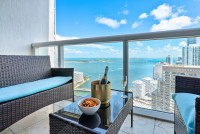 Unobstructed Front Bay View from the 48th Floor. Pool, Sauna, Gym. Icon Brickell