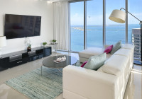 Unobstructed View of the Bay from Corner Apartment. Icon Residences, Brickell, Miami