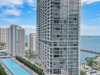 Sea & Pool Views from 25th Floor at Icon Brickell Residences, Miami. Free SPA, Pool, Gym, Wi-Fi