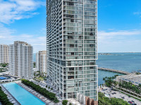 Sea & Pool Views from 25th Floor at Icon Brickell Residences, Miami. Free SPA, Pool, Gym, Wi-Fi