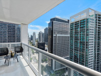 Unobstructed Bay View, Corner Apartment, Balcony, Design, FREE Wi-Fi, SPA, POOL