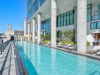 Luxe Miami Apartment, Great Views, 2 Baths, Downtown Oasis with Premium Amenities